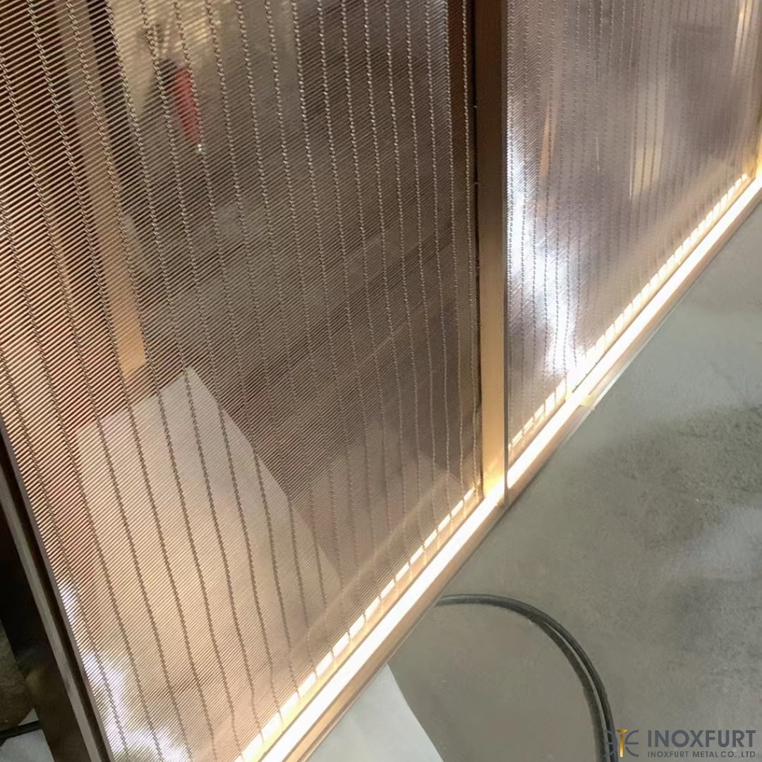 vincent_dsjh's tweet image. Stainless Steel Metal Mesh Antique Bronze Color Custom Screen Partition With LED Light Strip For Hotel Lobby Decoration. 
Pls feel free contact us:
Email: vincent@gdgdzp.com
Whatsapp: +86 18576544302
Web: inoxfurt-metal.com
#screenpartition  #stainlesssteelpatition