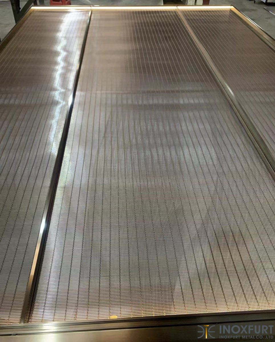 vincent_dsjh's tweet image. Stainless Steel Metal Mesh Antique Bronze Color Custom Screen Partition With LED Light Strip For Hotel Lobby Decoration. 
Pls feel free contact us:
Email: vincent@gdgdzp.com
Whatsapp: +86 18576544302
Web: inoxfurt-metal.com
#screenpartition  #stainlesssteelpatition