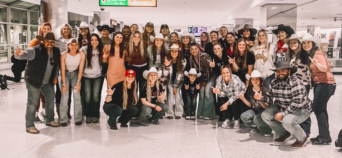 TexasTechSB's tweet photo. Theme Travel ✅

You can take the team out of West Texas, but you can’t take the West Texas out of the team. https://t.co/cFjbJGvauk