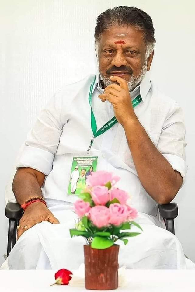 BodiArun5's tweet photo. இவர் தனி மரம் அல்ல!!

தொண்டர்களின் ஆலமரம்!!

எங்கள் #ஐயா 💥🤩💥... https://t.co/zzVGhUV2NR