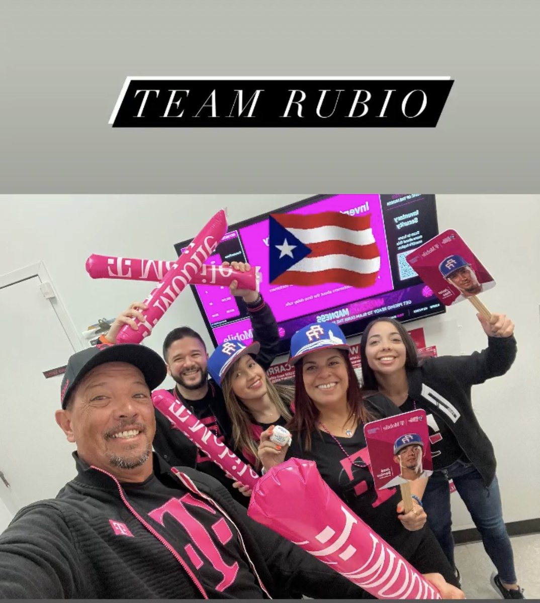 Siramad79's tweet photo. Las Catalinas 9448 siempre con Los Nuestros. Gracias Team Rubio. Victoria PR vs Dominicana. #TMobilePR #Caguas #PuertoRico https://t.co/8pexZKcwwQ