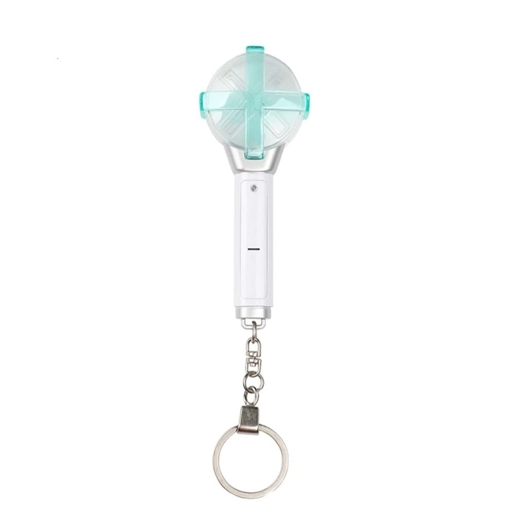 AgustDismydaddy's tweet photo. Official Lightstick Key Ring GIVEAWAY

free claim!

(1) winner of official lighstick key ring of YOUR choice 

• BTS
• TXT
• ENHYPEN 

!rules 
• Follow me 
• RT &amp; LIKE 
• reply what group's key ring you want + why you want to win + pic 😊

- ends when I reach 2.5k followers https://t.co/FMvvFbl8Ne