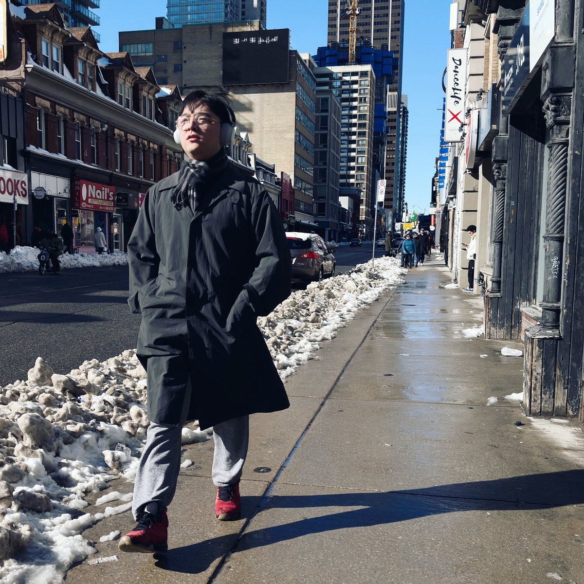 surzayon's tweet photo. 2023
Day 73
Post 439
Date : 03/15/2023
#365days #365photochallenge #365picturetoday #fashionposts #fashionproject #winterwear #streetphotography #surzayon #torontocanada #fashionjournal #dailypost #dailyphoto #shotoniphone14promax #fashionwoman #candidphotography #torontofashion #torontofashionphotographer #fashionphotographer #highfashion #streetphotographers #vscogram #fineartfashion #fineartphotography #typologyphotography #typology #voyuerism #vscocam
