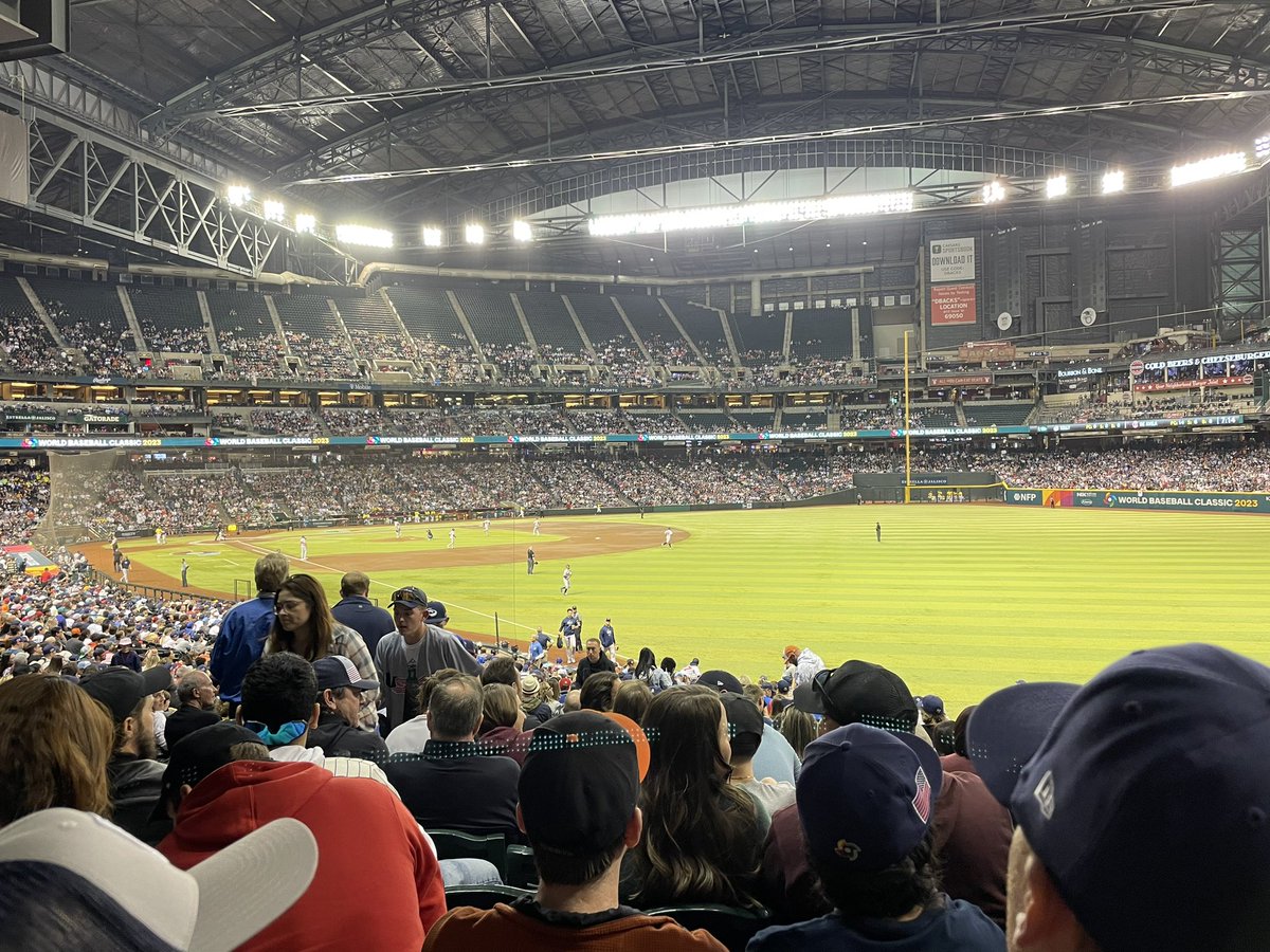 spencerstrecker's tweet photo. Go USA! 🇺🇸 #worldbaseballclassicphx https://t.co/k3rB2DkJIS