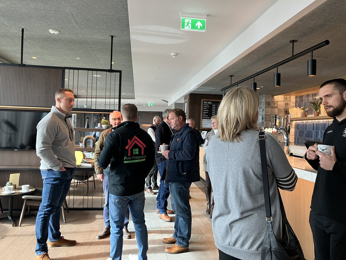 TNH_SW's tweet image. It’s been *ages* since we last posted.. 😌

BUT we are keeping busy! Lots of networking and connecting with other property professionals. Love hearing what everyone’s up to. We had a fab get together in #Exeter this morning.