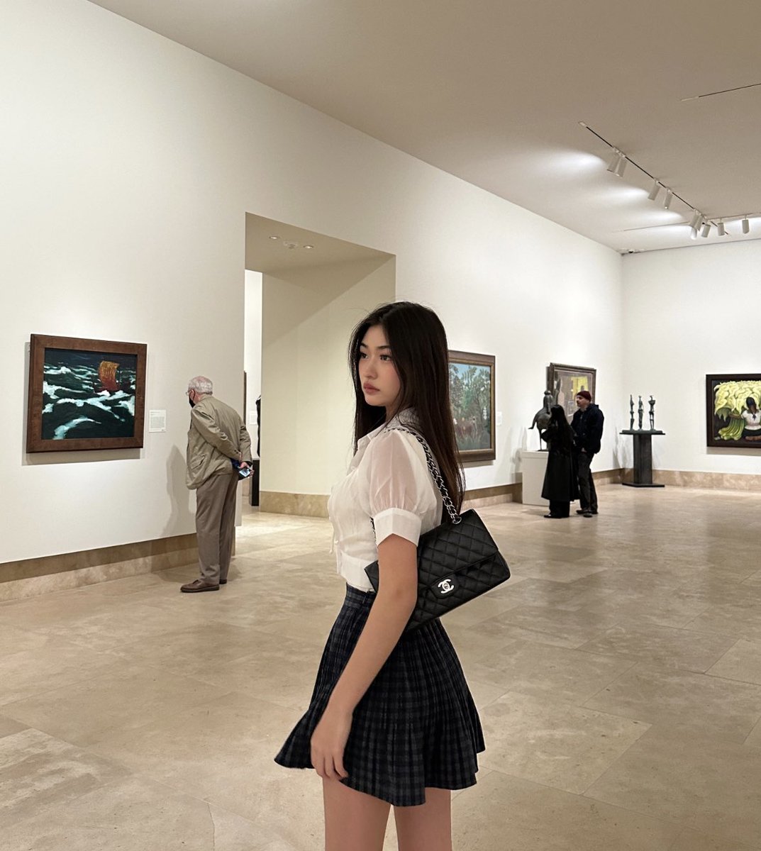 thejuliama's tweet photo. i love museums so much https://t.co/eipEWMM4zW