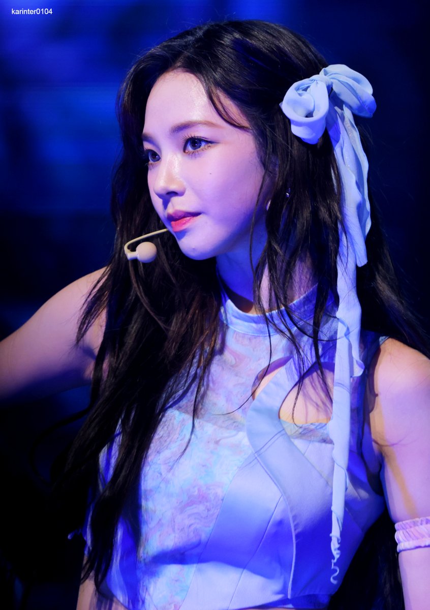 karinter0104's tweet photo. 230315 Karina 

#에스파 #aespa #æspa 
#카리나 #KARINA https://t.co/oDjHHRdOIG