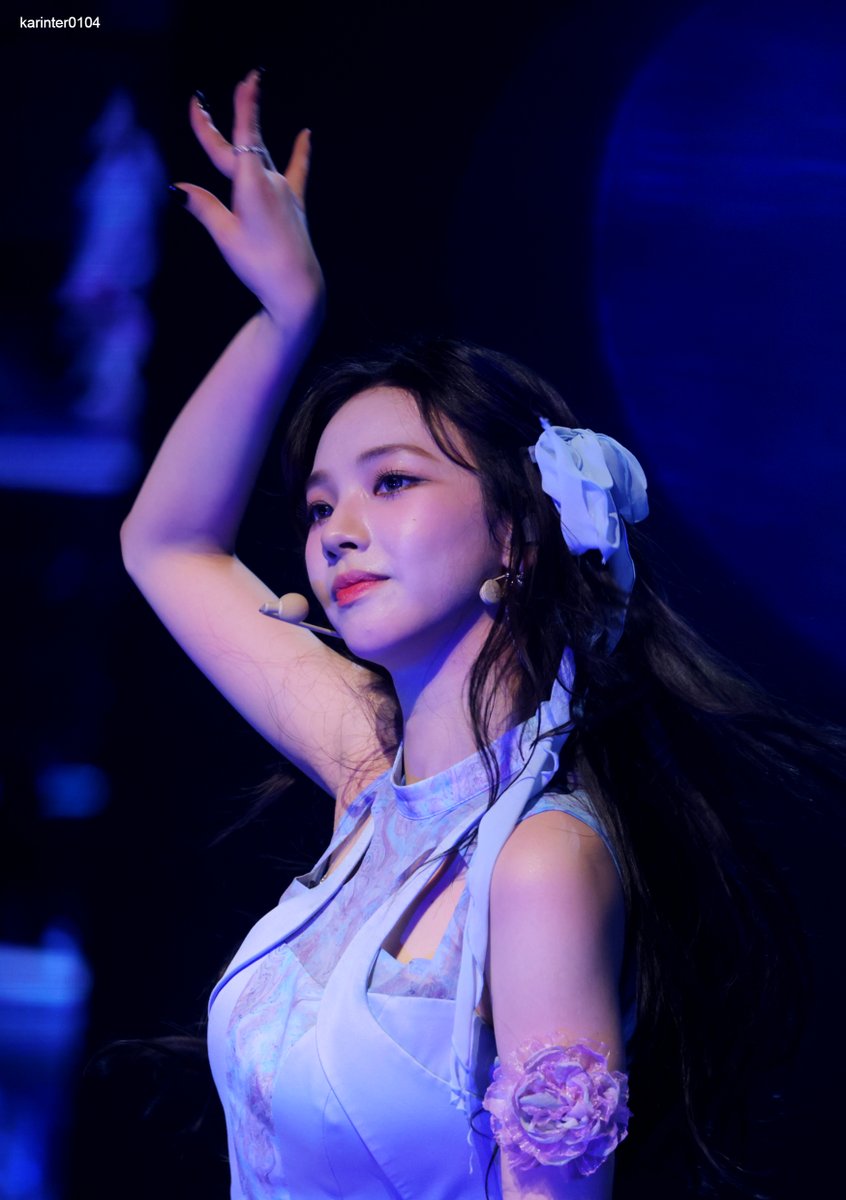 karinter0104's tweet photo. 230315 Karina 

#에스파 #aespa #æspa 
#카리나 #KARINA https://t.co/oDjHHRdOIG