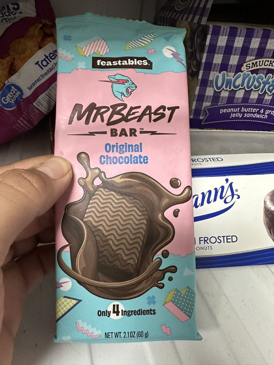 akahnis9's tweet photo. @MrBeast your chocolate is so much better when frozen 🥶 ❤️ https://t.co/gr6sWcuG8H