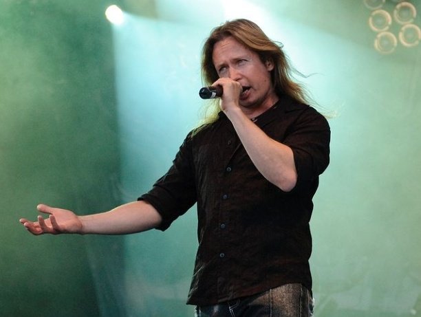 Happy Bday Timo Kotipelto vocalista de la banda Stratovarius  