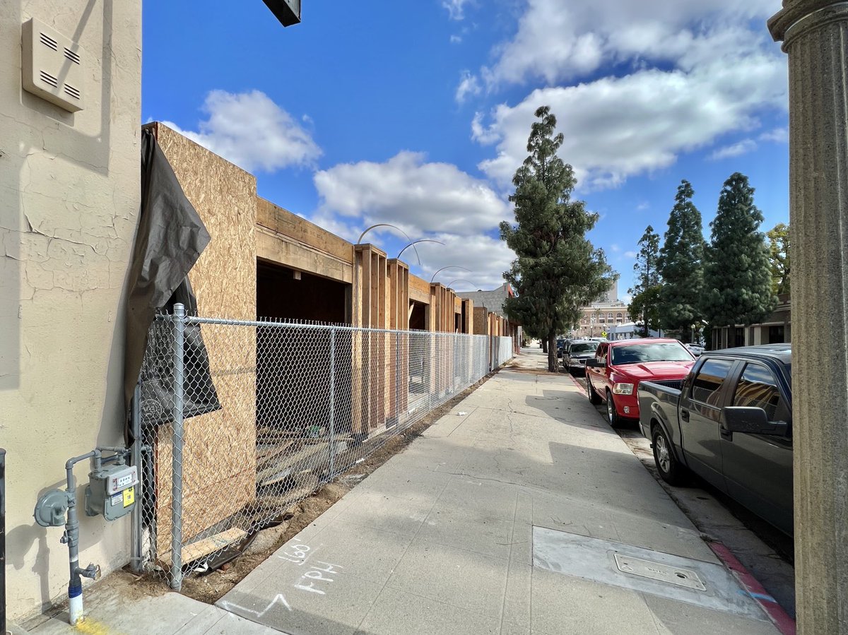 Dan Zack tweet media