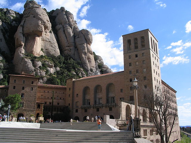 CoralSantJordi's tweet photo. El proper 2 d'abril, Diumenge de Rams, al vespre, interpretarem la Petite Messe Solennelle de G. #Rossini a la basílica de Santa Maria de #Montserrat
#ConcertdeRams2023
#75anysCSJ
@CoralSantJordi
@montserratinfo
https://t.co/dABKxVzMqb https://t.co/SK2fS2mdDl