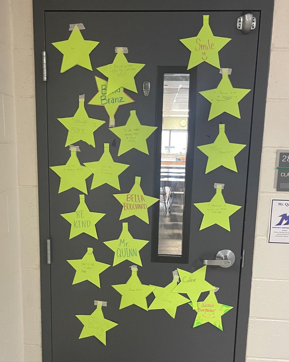 MUKSAVE's tweet photo. Today during advisory students took a pledge to say something. The stars were hung around the doors and halls. This was inspired by the stars on the fire station roof where parents waited during the Sandy Hook tragedy. https://t.co/X7Jo366xtZ