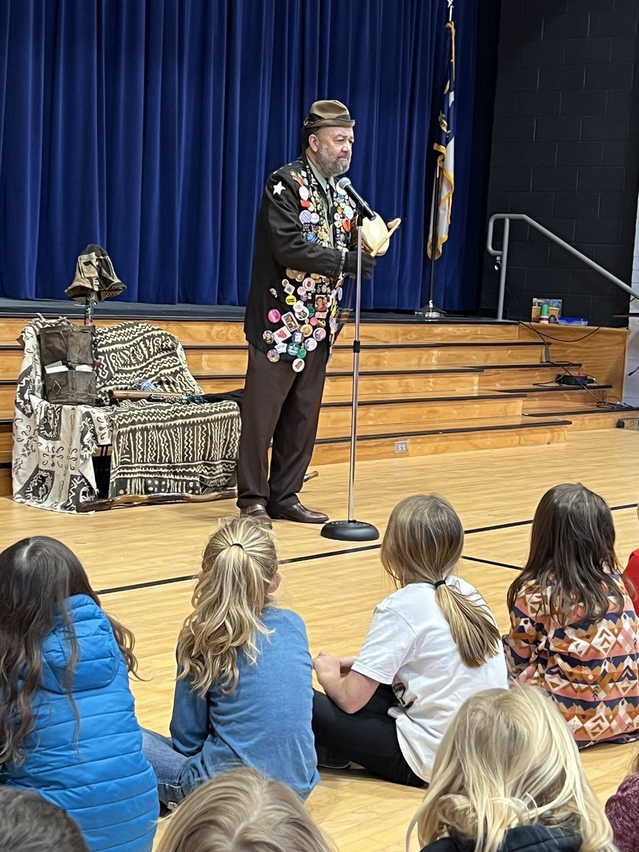 Our 3rd graders had a great cultural learning experience today! The amazing storyteller, poet, and author, Granddaddy June bug, came to McDeeds and told stories or inspiration and encouraged students to find their PURPOSE be PATIENT have COURAGE and be CONFIDENT.  @Molly_Capps