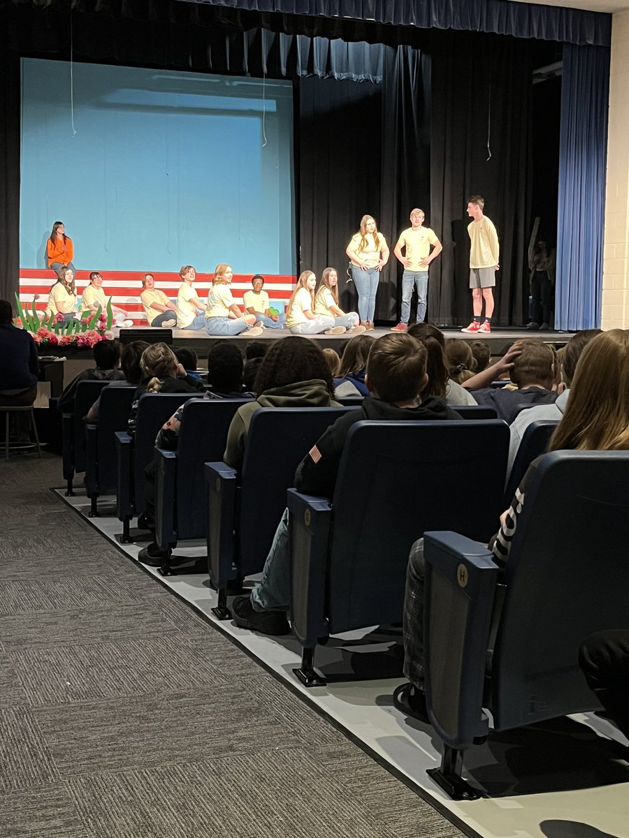 Laura Beth tweet media