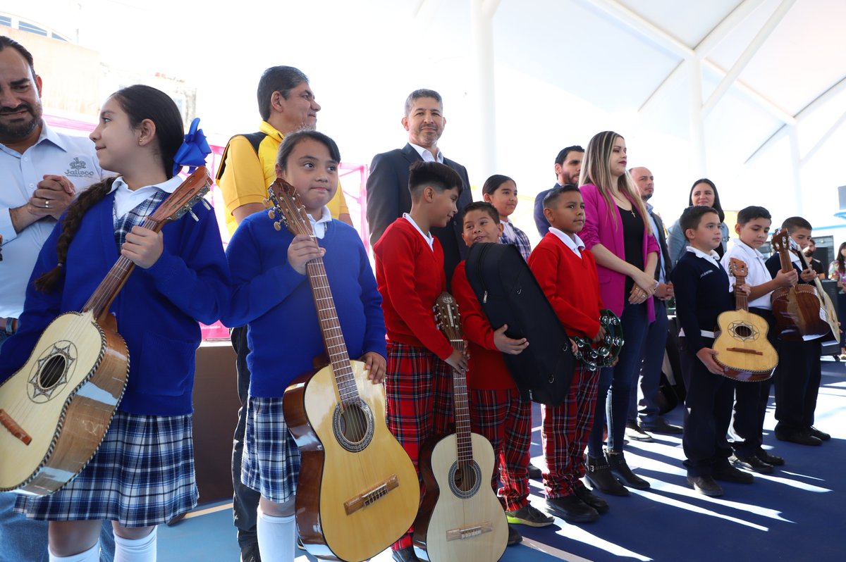 En #Recrea apostamos por la suma de esfuerzos para mejorar la educación, hoy en San Martín de Hidalgo, con el apoyo de la comunidad y del Ayuntamiento, hacemos realidad una educación inclusiva e integral.