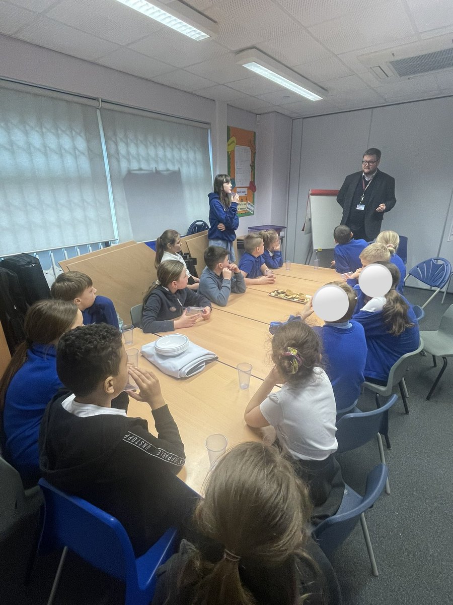 Today’s meeting with Cllr Higginbottom @James4Wombwell to discuss road safety around our school. We talked about walk to school incentives and safety measures that can be put in place to keep @HighViewPLC a safe place for all #RoadSafety #community #walktoschool #pupilvoice