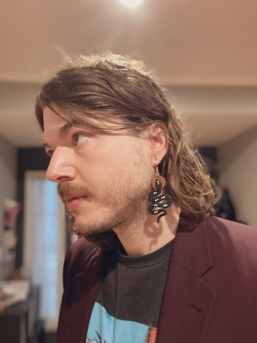 found earrings that speak to my soul https://t.co/HGTbrXxp1n<a href="/tag/nsfw"class="tags"><span>#nsfw</span></a><a href="/tag/goodsaturday"class="tags"><span>#goodsaturday</span></a>