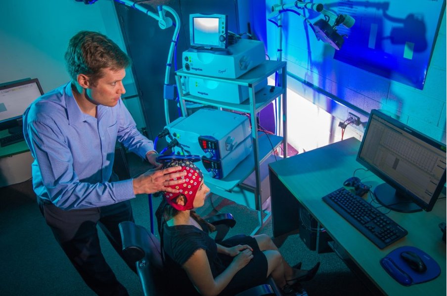 Colleagues in the CNU are currently recruiting people on the autism spectrum (aged 14-40 years) to participate in a clinical trial using transcranial magnetic stimulation (TMS), a safe and non-invasive form of brain stimulation tmsautism.com
See comments for more info💥