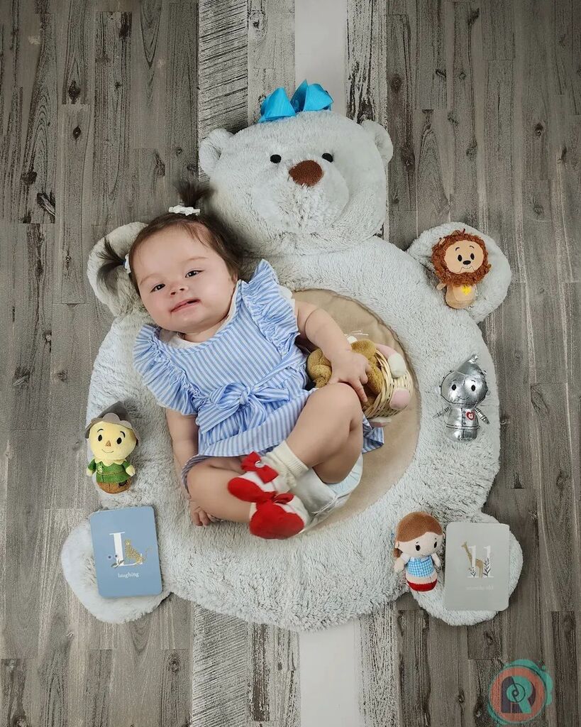 VfxDRoMe's tweet photo. 11 months! we feel blessed to hold you in arms. cutest overloaded! ❤👨‍👩‍👧👶💖🫠👸🥰 @paulasilva8609  #babygirl #cutebabies #art #photography #photoshop #babyphotography #australia #aussie #aussiemums #baby #babyphotography #babystyle  #sunshinecoast #myba… https://t.co/STp9S2HylL https://t.co/vT4Xr3D7Hg