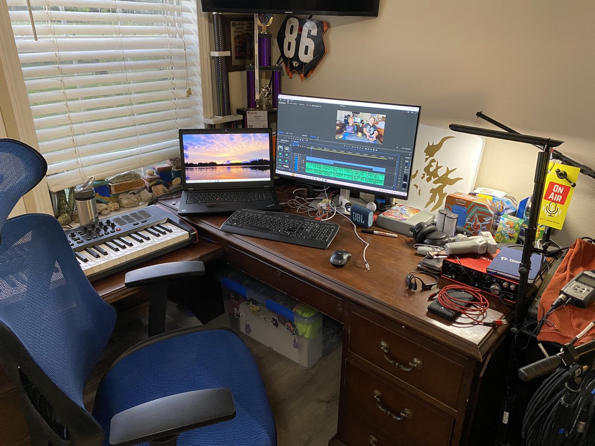 Hangar00005's tweet photo. Time to get this Miriam 105 SAR PSA grade reveal video edited. #fl_card_shark #hangar5 https://t.co/zBtxfSdBXe