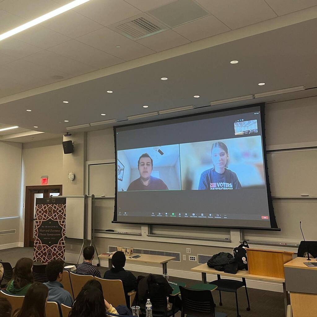 We are so grateful to have been  joined by @voterstomorrow before spring break! We enjoyed a very informative conversation about the state of voting rights in the US and how to mobilize on campus. 🗳️