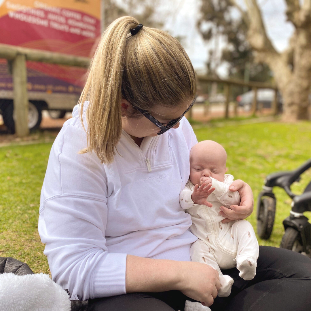 🤰🏽 I never imagined that postpartum anxiety would be part of my journey into motherhood. After all the waiting and trying, I was only expecting to feel joy once the baby arrived, so it was a total shock when the anxiety started to creep in. I couldn't sleep unless everythin