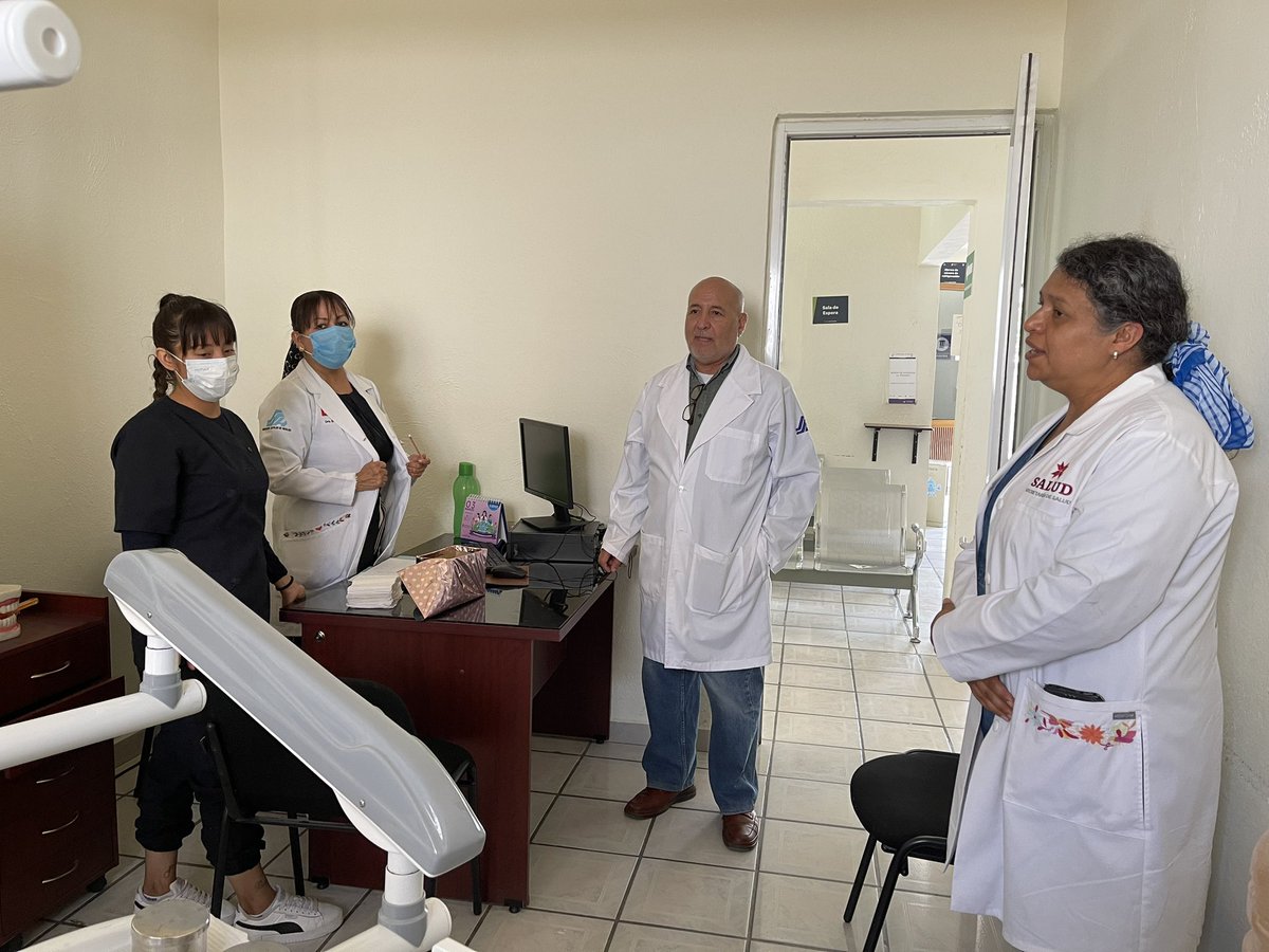 ZoraydaRoblesB's tweet photo. En mi recorrido por el Centro de Salud y Jurisdicción Sanitaria de Metztitlán tuve la fortuna de saludar y conocer al personal que nos apoyan en el equipo de vectores. https://t.co/QZjqyjKr3R