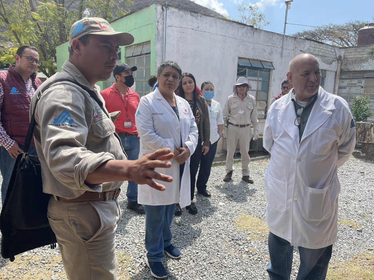 ZoraydaRoblesB's tweet photo. En mi recorrido por el Centro de Salud y Jurisdicción Sanitaria de Metztitlán tuve la fortuna de saludar y conocer al personal que nos apoyan en el equipo de vectores. https://t.co/QZjqyjKr3R
