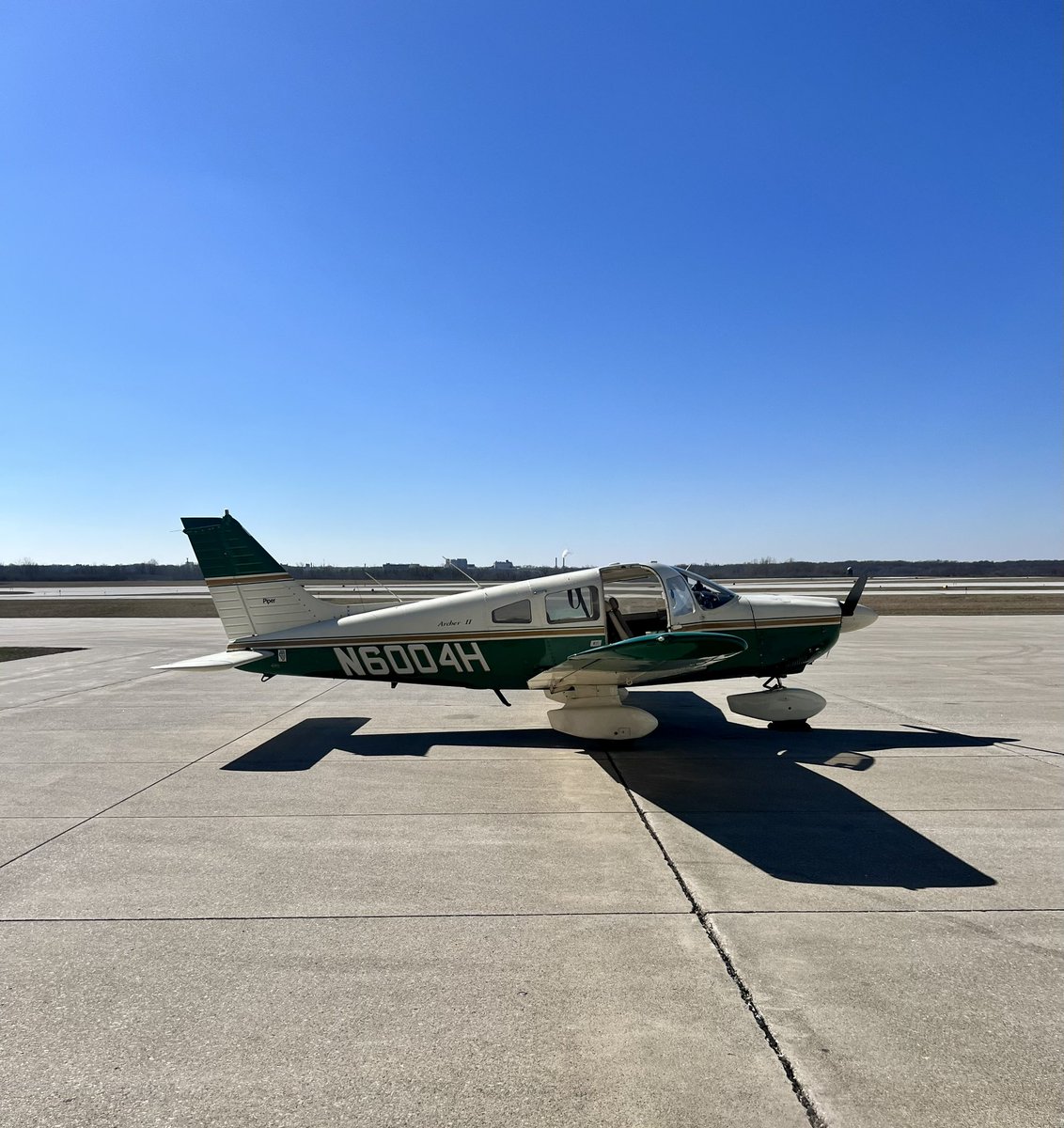 gmatthew's tweet photo. Blue skies meant time to take a “break” and go fly! A mini day trip to Purdue today. There’ll be more midwest exploring to come as weather gets better. #purdueaviation #kcmi #klaf https://t.co/YOYYqo80sh
