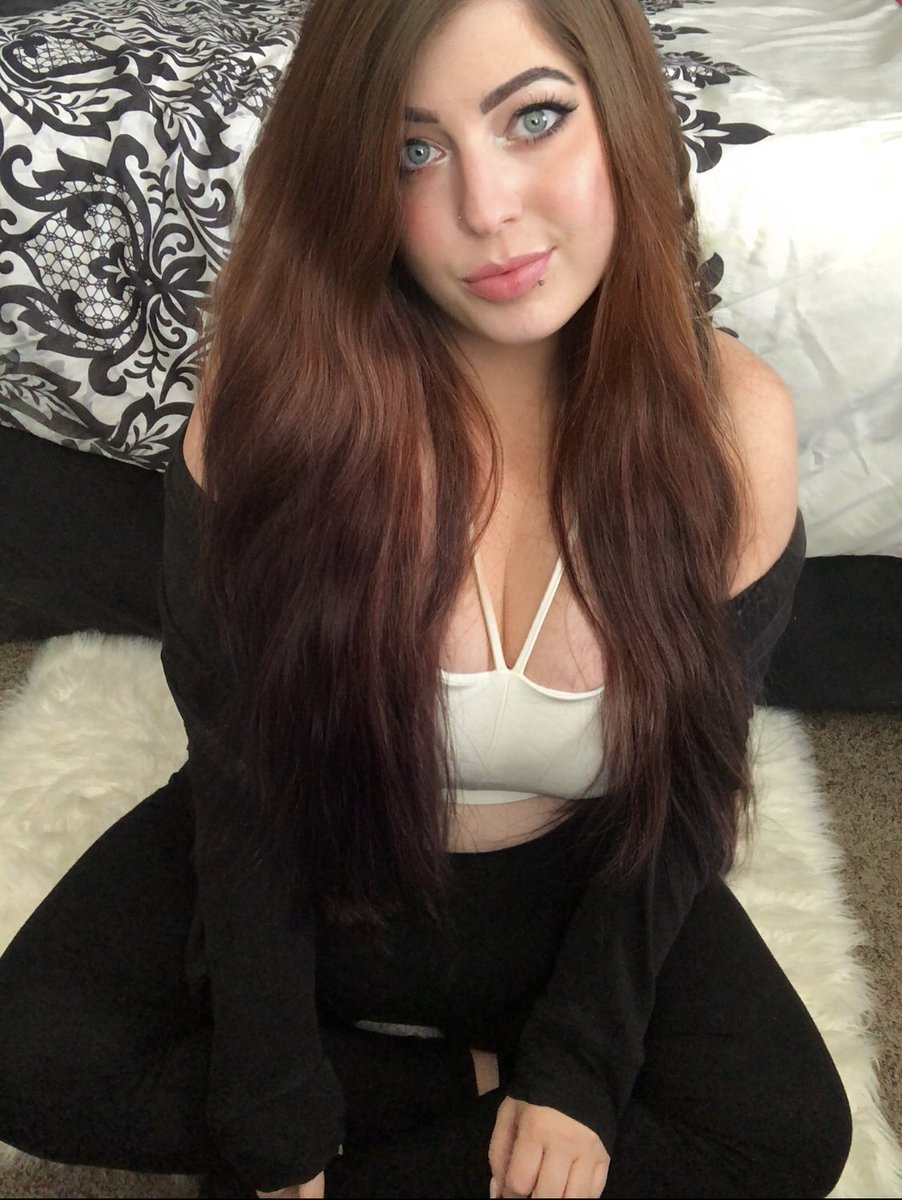 MsNikkify tweet picture