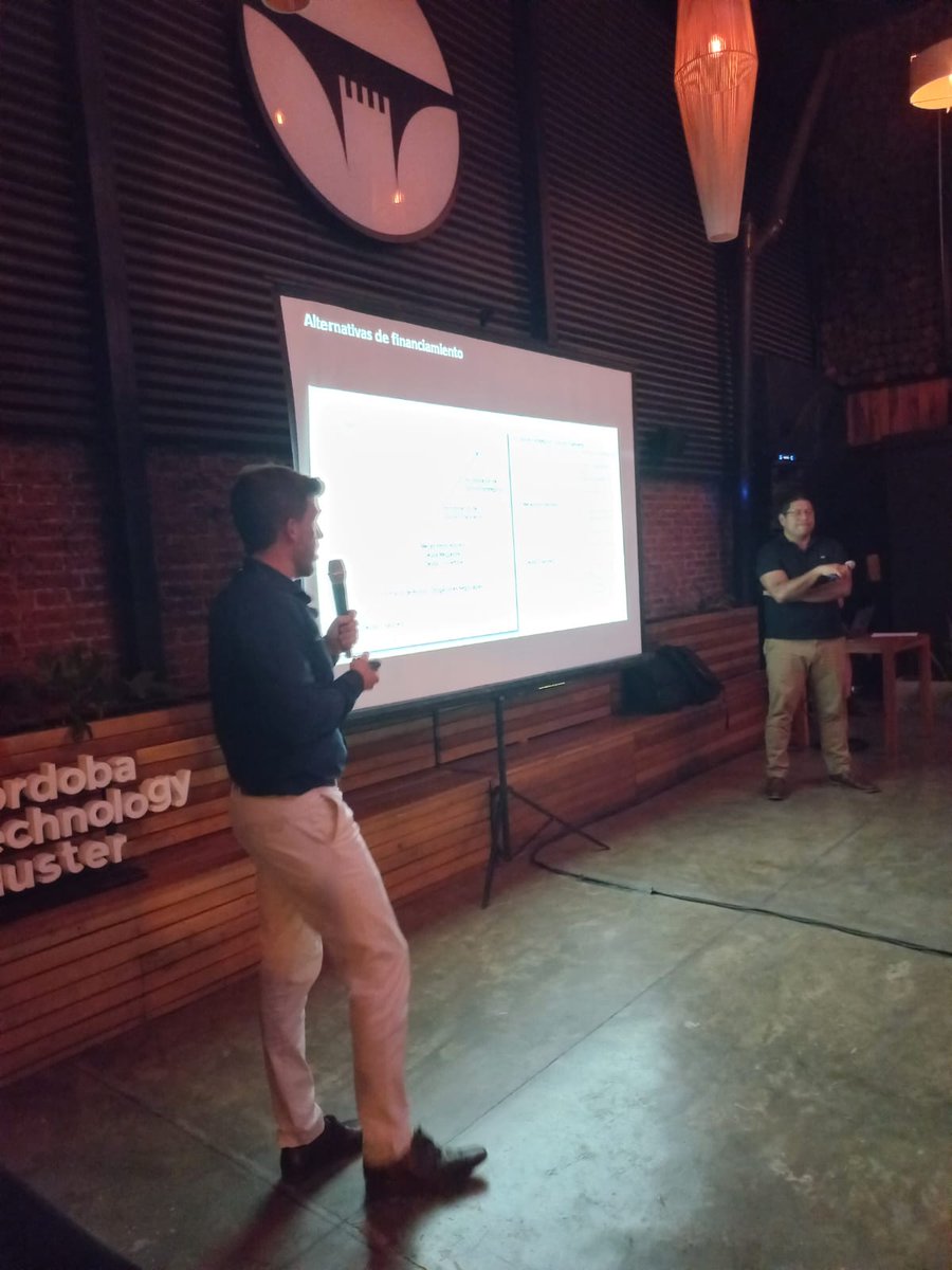 ClusterCba's tweet photo. ➡️ Charla: Fusiones, Adquisiciones y Levantamiento de Capital por @SAT_SEBATAPIA y #MarcosBazán de @DeloitteARG. 
Presentaron una alternativa viable para captar inversores y financiar el crecimiento de las empresas. https://t.co/1SrBpbHeDp