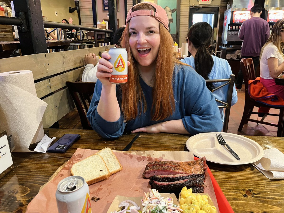 Lj_e4l's tweet photo. Finally got @adalinemusic her own #Peacemaker. #WynonnaEarp #AustinBeerworks @MelanieScrofano @emtothea https://t.co/GXbysyawVs