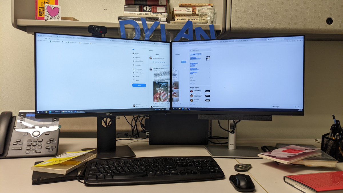 dylanthegray's tweet photo. the ideal way to view Twitter https://t.co/uySnK2ELpT