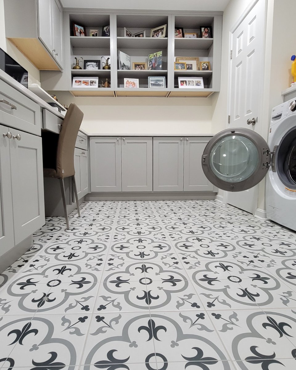 LeadsBHS's tweet photo. Powder rooms do not have to be plain! Spice it up with fun tile flooring to give your space some distinction!

Follow the link in the bio to learn more and contact us for a free estimate! https://t.co/sClS4ADx73