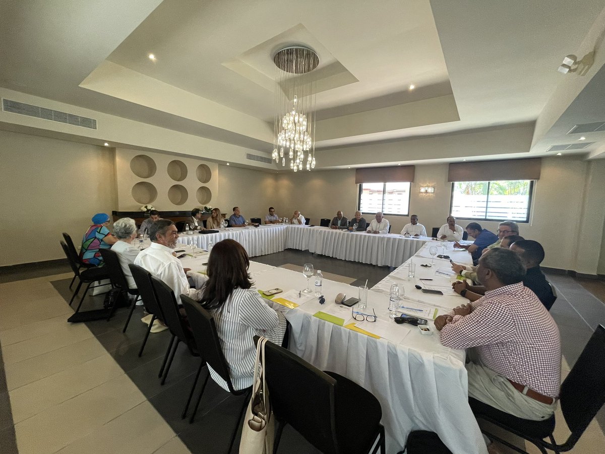 CamaraPOP's tweet photo. Hoy celebramos nuestra primera reunión de junta directiva, correspondiente a la gestión 2022-2024, donde felizmente iniciamos con la Asesoría del Proceso de Pensamiento Estratégico y Planificación para la provincia Puerto Plata 2023-2027, que conducirá Carlos J. Yunén. https://t.co/WTglbyGD6L