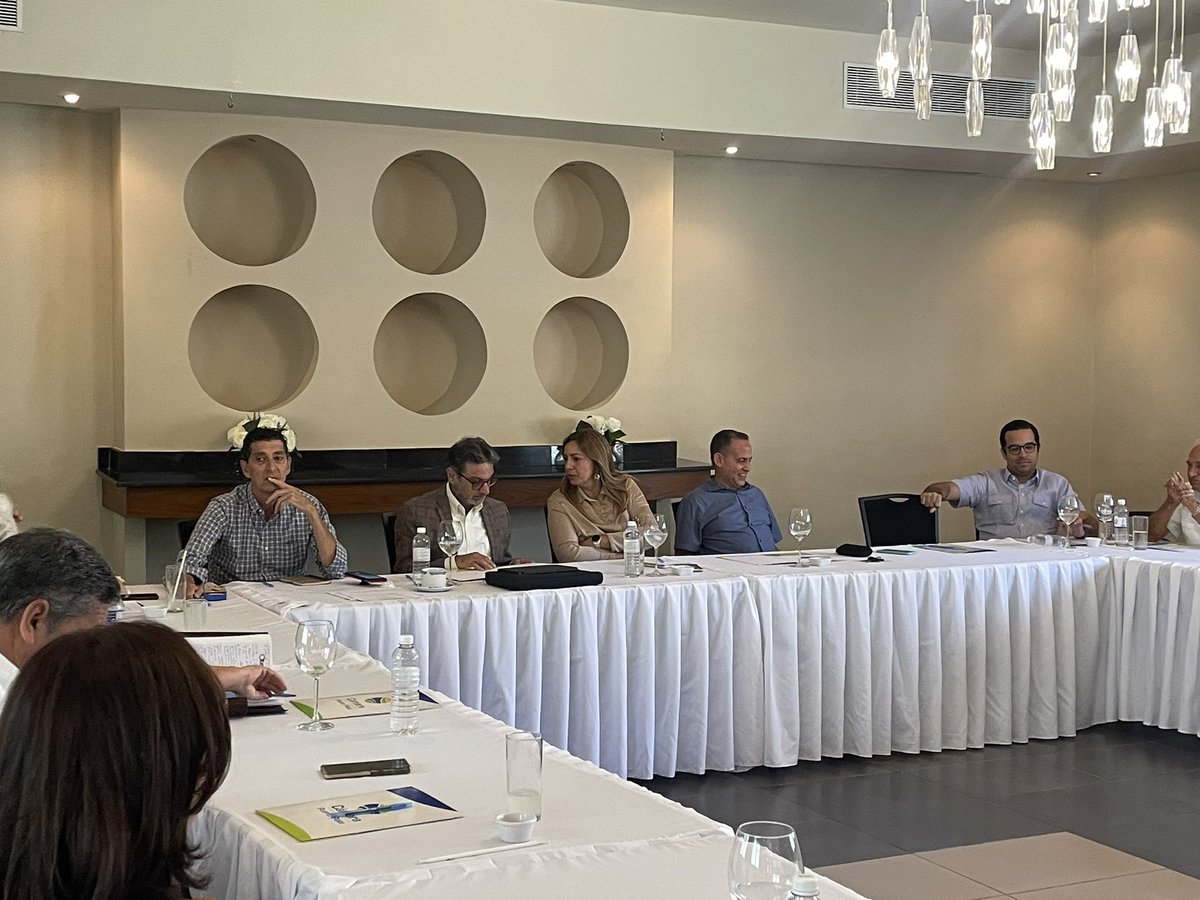 CamaraPOP's tweet photo. Hoy celebramos nuestra primera reunión de junta directiva, correspondiente a la gestión 2022-2024, donde felizmente iniciamos con la Asesoría del Proceso de Pensamiento Estratégico y Planificación para la provincia Puerto Plata 2023-2027, que conducirá Carlos J. Yunén. https://t.co/WTglbyGD6L