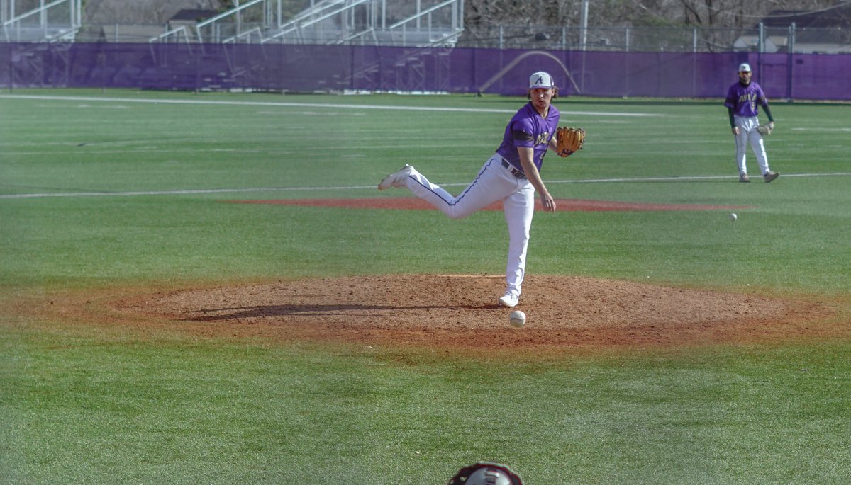 Avila_Athletics's tweet photo. RECAP:
York erupted for a big ninth inning, giving the Panthers enough separation to pull off the series win against @AvilaBaseball on Tuesday at The Z.
#EagleEmpire #KCACBaseball
π°: https://t.co/0ifE5yoe3c https://t.co/lPWmfLUBV2