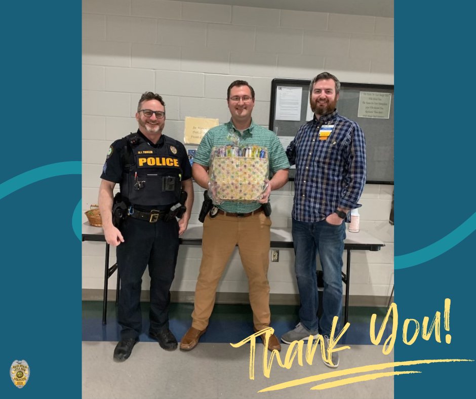 LRpolice's tweet photo. Jordan Womack with the Walmart on Cantrell Road brought some energy drinks and protein bars by the Northwest Station today for our officers. We thank you and appreciate the continued support from the businesses in our city. https://t.co/XAULIHOJJR