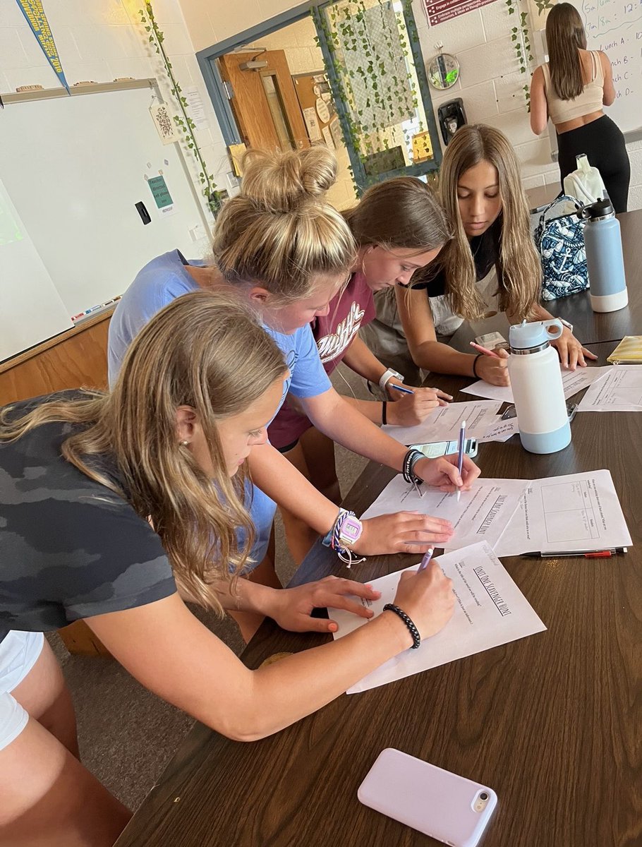 GovMifflinSD's tweet image. #ExpoSpotlight! In Ms. McKay’s classroom, students aren’t just studying vocab and reading books! Ms. McKay infuses #TExpL methodologies for a collaborative, constructive, and creative way to learn the English curriculum!

Stop by #MustangNationLearningExpo on 3/22 to learn more!