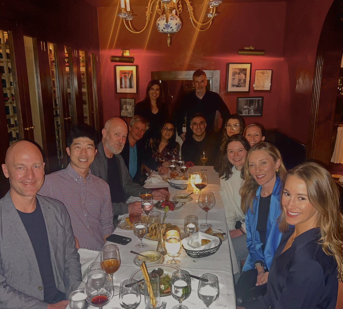 After canceling #sxsw plans over the weekend, made it for dinner with this amazing group of founders &amp; innovators. 

We talked about #caretech, #familytech &amp; #AI and managed not to say #SVB once (ok, once!). Onward.💥
