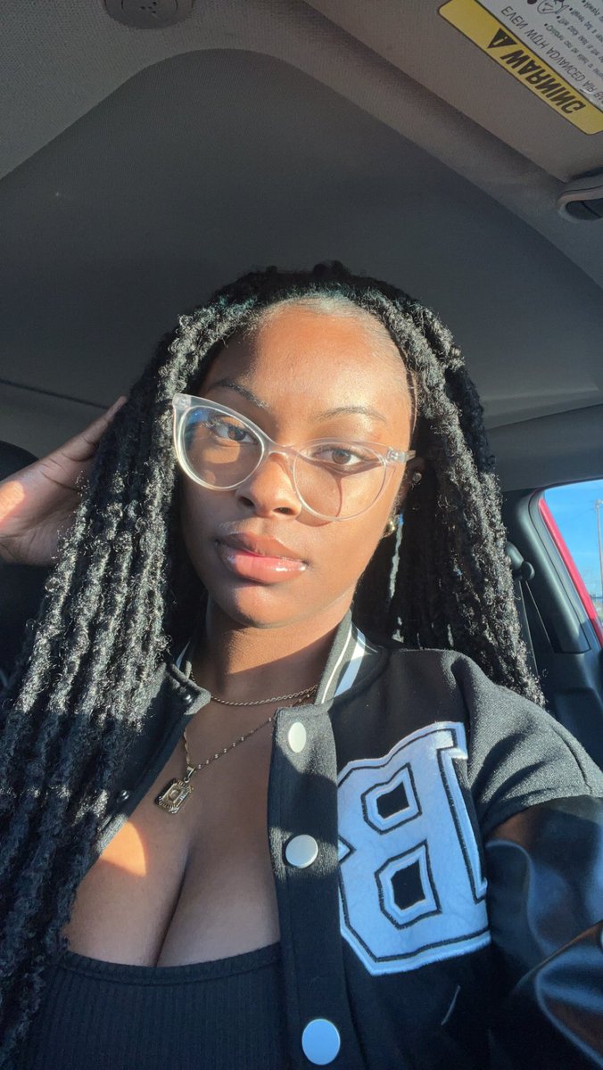 domxooo's tweet photo. know your angles https://t.co/d5JjjWOmPd