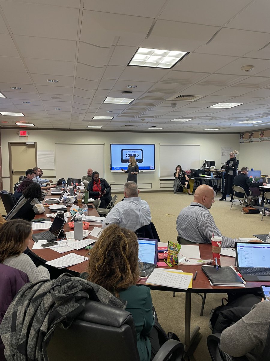 atraversDE's tweet photo. Lots of learning @ #DTGSS Day 4 training led by @UD_DASL colleagues @AmyMGrundy @DrAnnLittle @michelesavage72 in partnership w/ @DEDeptofEd Educator Excellence team @AngieSocorso. We practiced writing CEI-A & questions for debrief & learned tips 4 using DE growth & support system https://t.co/quLNnPfZzL