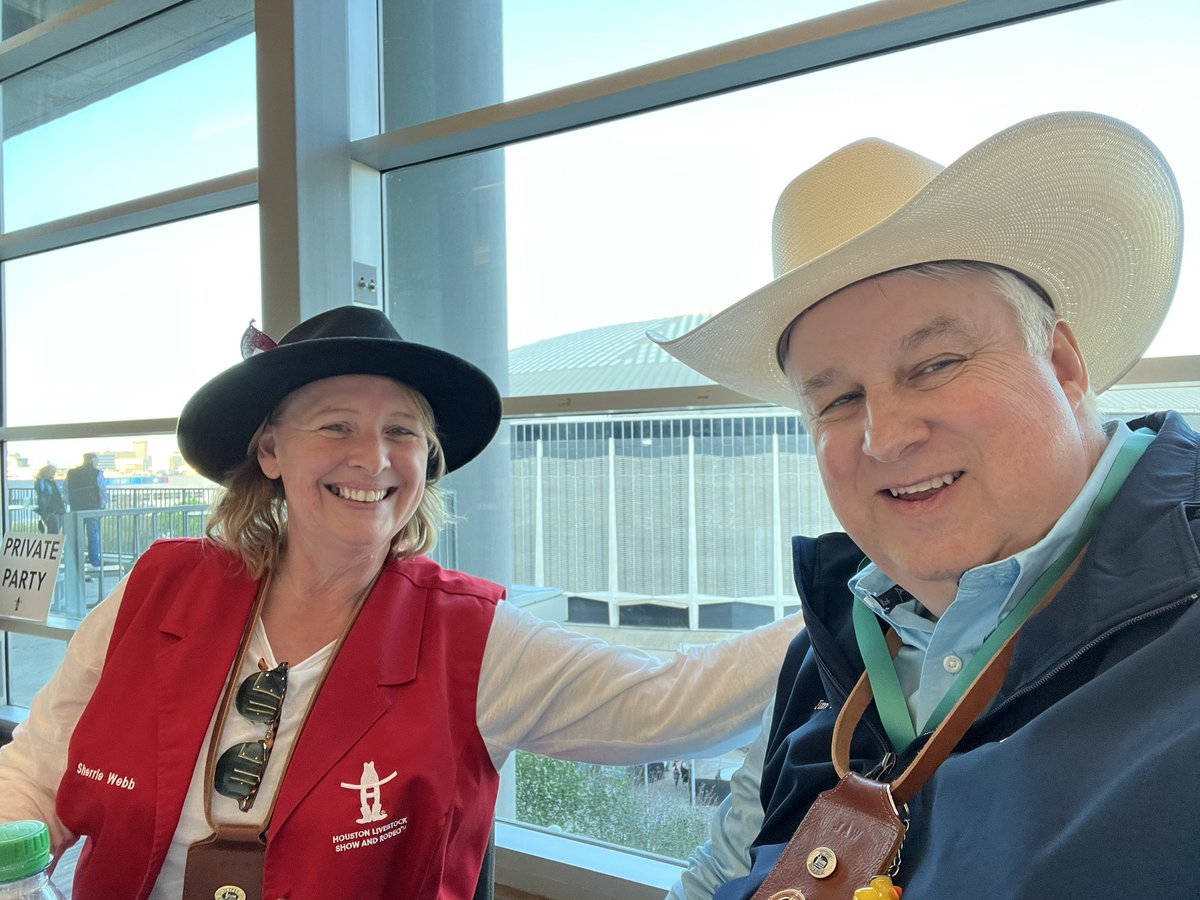 jawsoft's tweet photo. It’s rodeo time! #RODEOHOUSTON https://t.co/5zZIZxqmJh