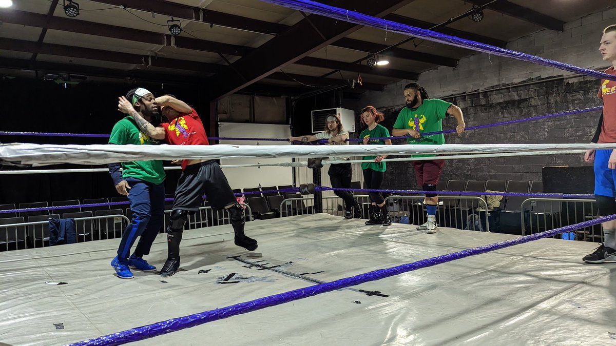 RMPAcademy's tweet photo. Wednesday night training inside Wimmer Arena, home of @TheRockyMtnPro.

#ProWrestling #Training #Colorado https://t.co/PsIDZcXY2l