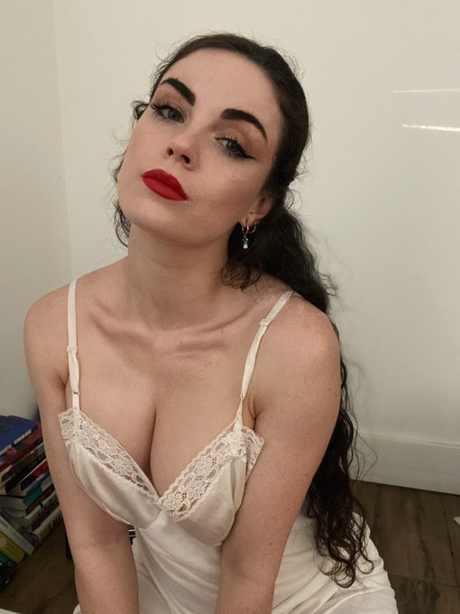 My birthday is in two days.   Send a tribute and a gift to thank me for the privilege of being commanded