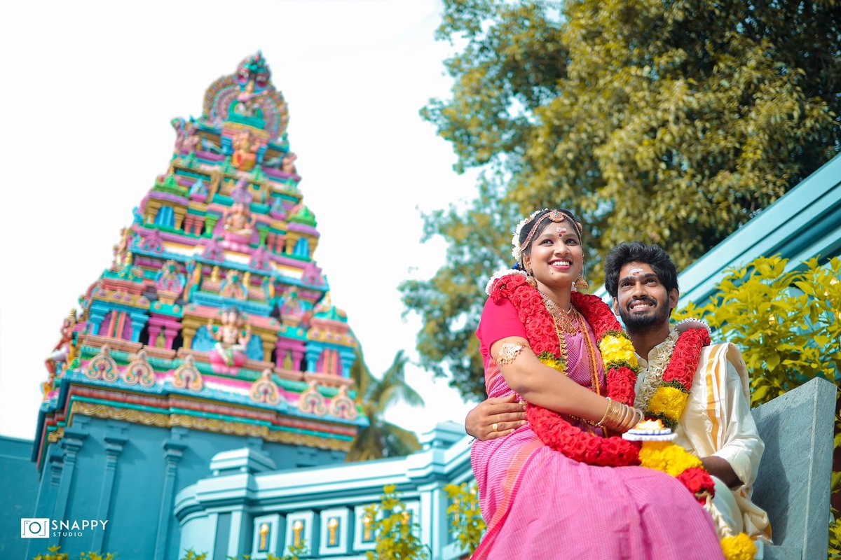 SnappyStudio1's tweet photo. To love and be loved is the greatest blessing of all ✨

For packages &amp; offers

Contact- +91 9080663266

Follow us - @SnappyStudio1 

#wedding #WEDDINGPHOTOGRAPHY #love #Tamil #Temple #candidshot #Chennai https://t.co/thLlgbDnHu