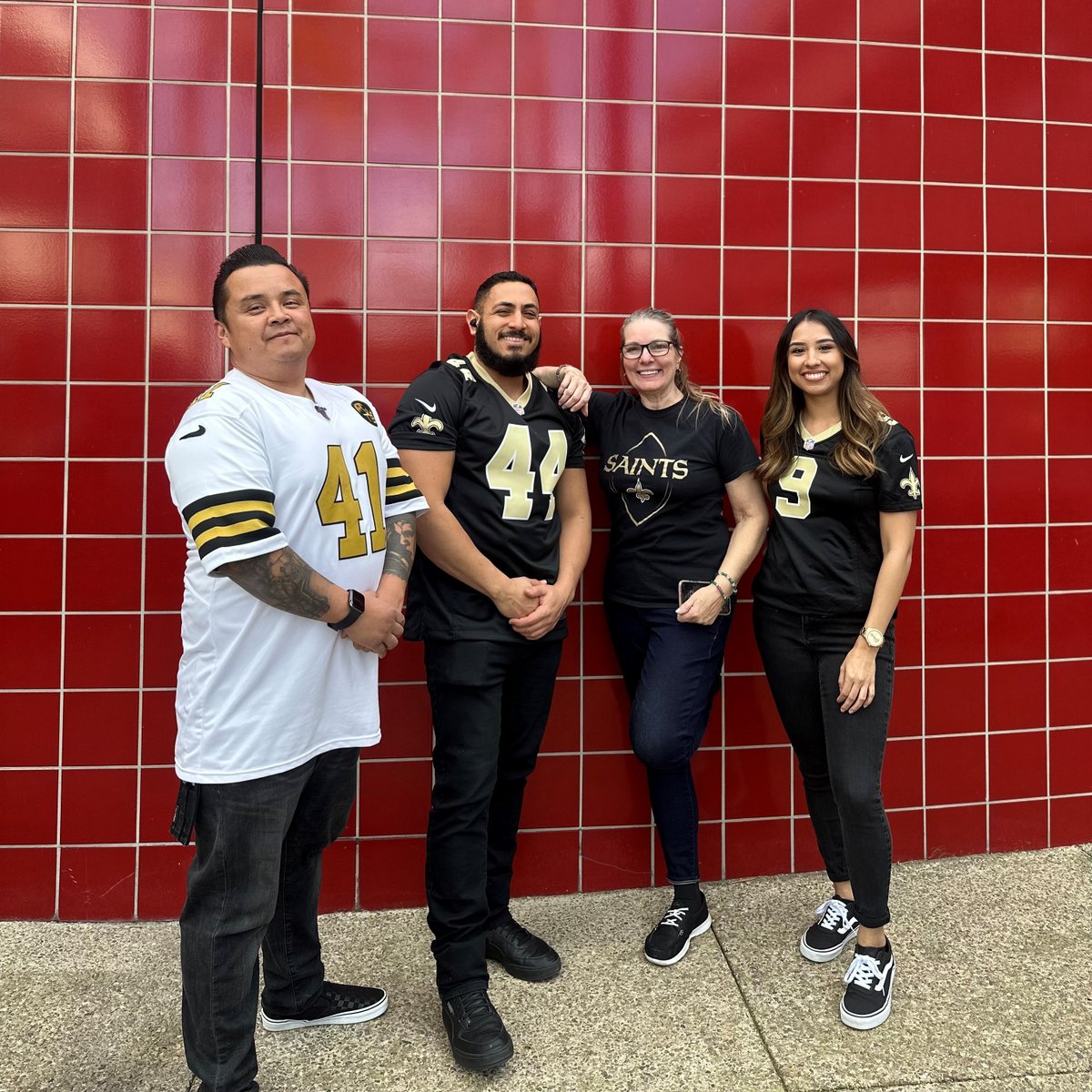 Adjoinorg's tweet photo. Our team knows how to bring the spirit! Our Adjoin Veterans Office showed off their team pride by wearing our favorite jerseys to work. Nothing beats a team that plays together and has fun together! 

#idd #specialneeds #disability #disabilities #nonprofit #adjoin #veterans https://t.co/XrkGbpt0st