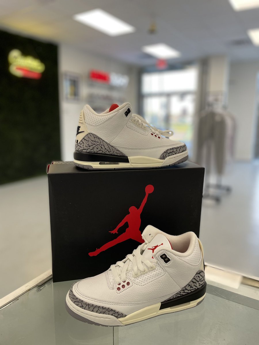 solechance's tweet photo. Jordan 3 Retro x Reimagined “White Cement” 👀 https://t.co/Ty5lP1kced