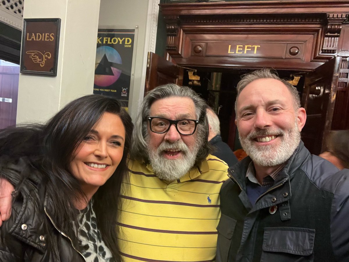 Tonight should have been a trip out for Mum &amp; Dad to <a href="/EpsteinTheatre/">The Epstein Theatre</a> watching the incredible #rickytomlinson  in #irishannies.  Dad you would have loved watching your idol “Jim” on stage.  He was hilarious.  Highly recommend watching the show.  #ripbrian #brianhigson #memories
